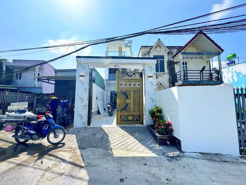 Nhà 2 tầng chính chủ tại Thị trấn Đức Hòa, Long An 124m² giá 2.85 tỷ - Sẵn sàng ở ngay!