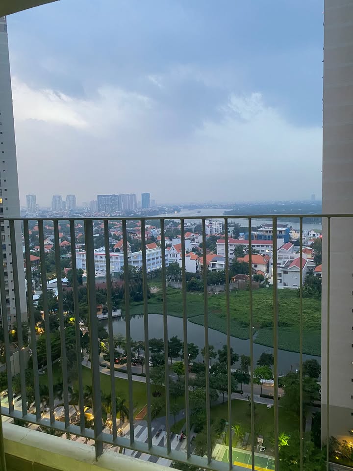 Căn hộ Masteri Thảo Điền quận 2 99m² giá 12 tỷ - Full nội thất, view sông thoáng mát!