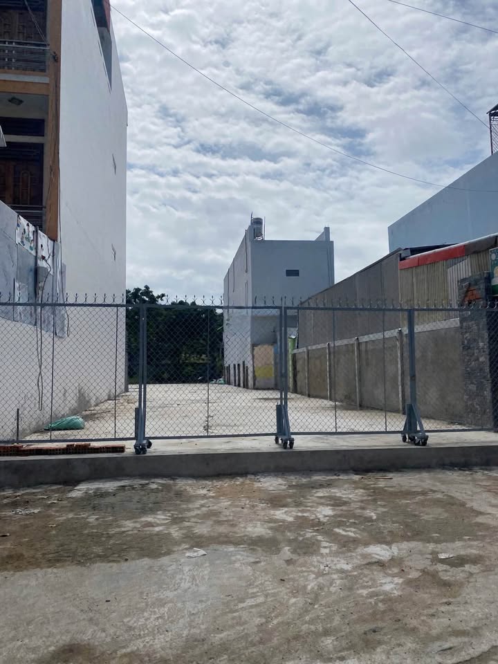 Mặt bằng cho thuê Lý Thái Tổ, Long Xuyên 500m² - Giá chỉ 10 triệu/tháng!