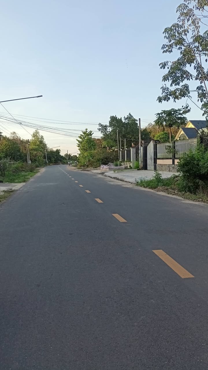 Đất nền mặt tiền đường Bến Sạn, Phước Vĩnh, 250m² - Vị trí đẹp, giá tốt!