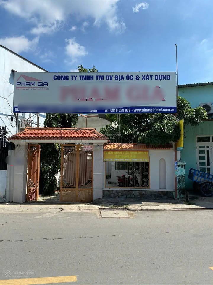 Nhà mặt tiền đường 42, phường Bình Trưng Đông, quận 2, 210m² giá 30 tỷ - Kinh doanh sầm uất!