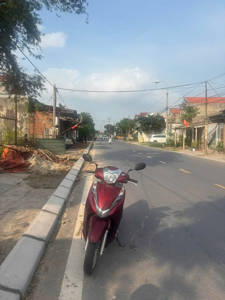 Đất kinh doanh Tràng An Đông Triều 400m² giá 2 tỷ - Đầu tư sinh lời hấp dẫn!