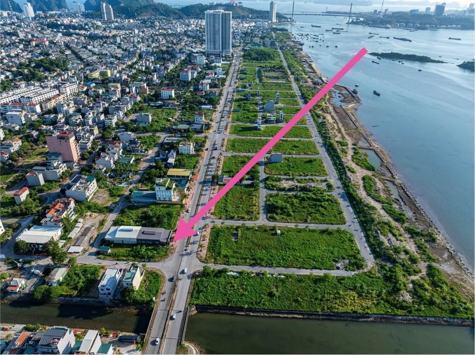 Đất nền Đông Triều 343m² giá 7 tỷ - Vị trí đắc địa, kinh doanh thuận lợi!