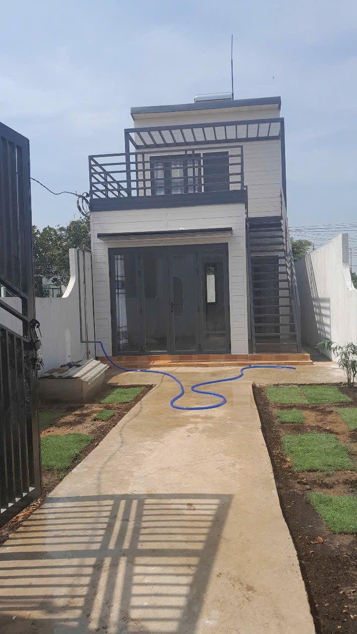 Nhà sân vườn Hòa Khánh Nam, Đức Hòa, Long An 100m² giá 1.95 tỷ - Sổ hồng riêng, full nội thất!