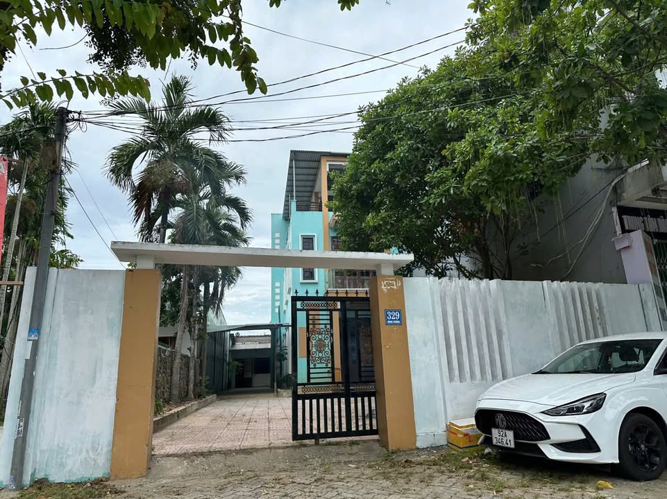 Nhà 3 tầng mặt tiền Hùng Vương, TP Tam Kỳ 461m² giá 12 tỷ - Đầu tư sinh lời cao!