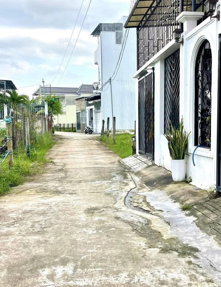 Đất hẻm 522 Nguyễn Công Phương, Quảng Ngãi 75m² - Đường ô tô vào tận nơi!