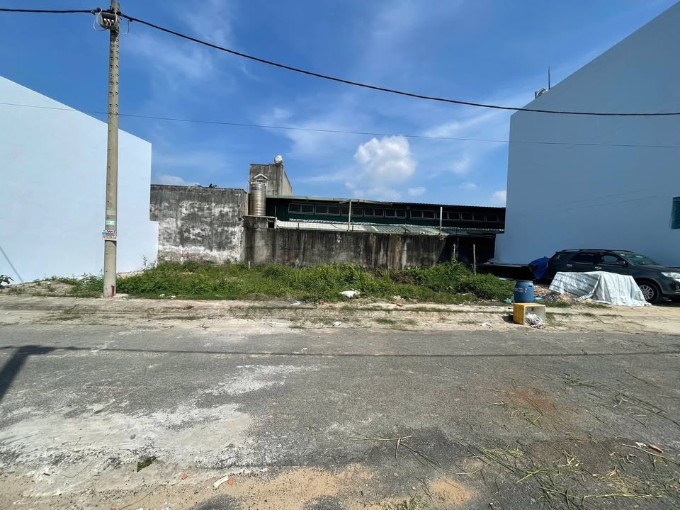 Đất thổ cư 80m² Thới Tam Thôn Hóc Môn giá 4.25 tỷ - Sổ hồng chính chủ!