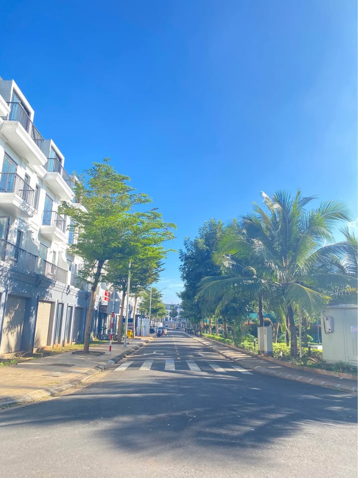 Townhouse khu đô thị Ecocity Buôn Ma Thuột 173m² giá 10.9 tỷ - Đối diện hoa viên, góc 2 mặt tiền!