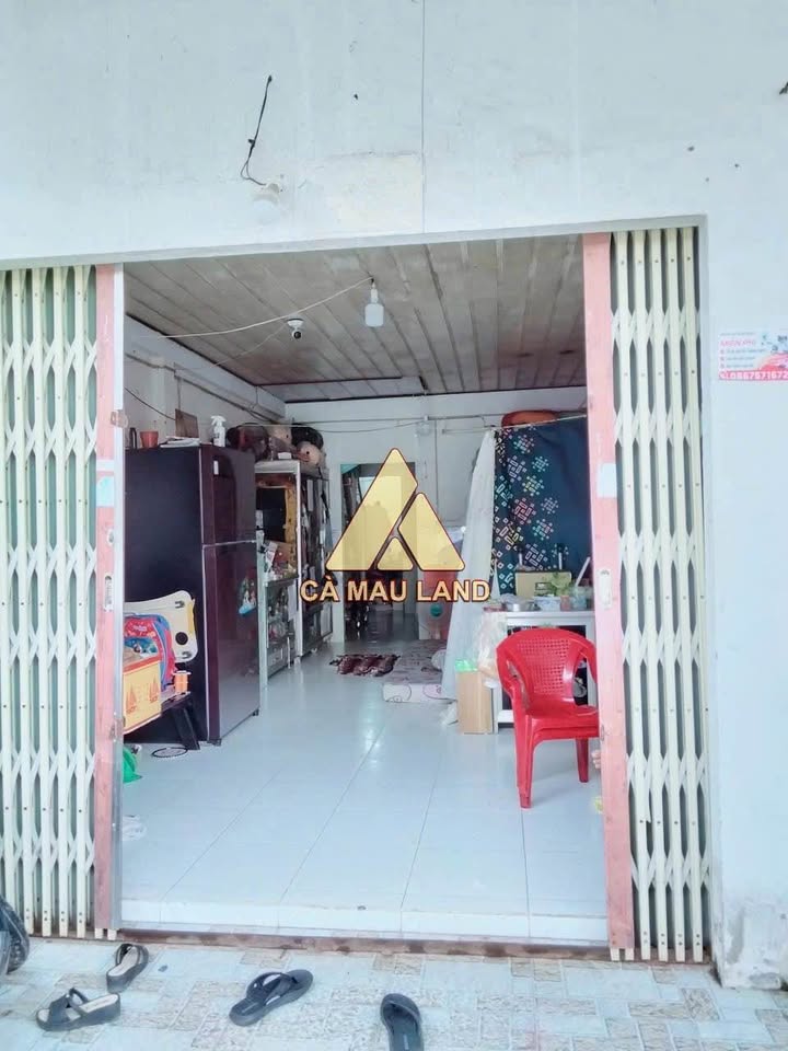 Nhà cấp 4 Hẻm chợ Minh Phú, Lý Văn Lâm 90m² - Có 2 phòng trọ cho thuê ngay!