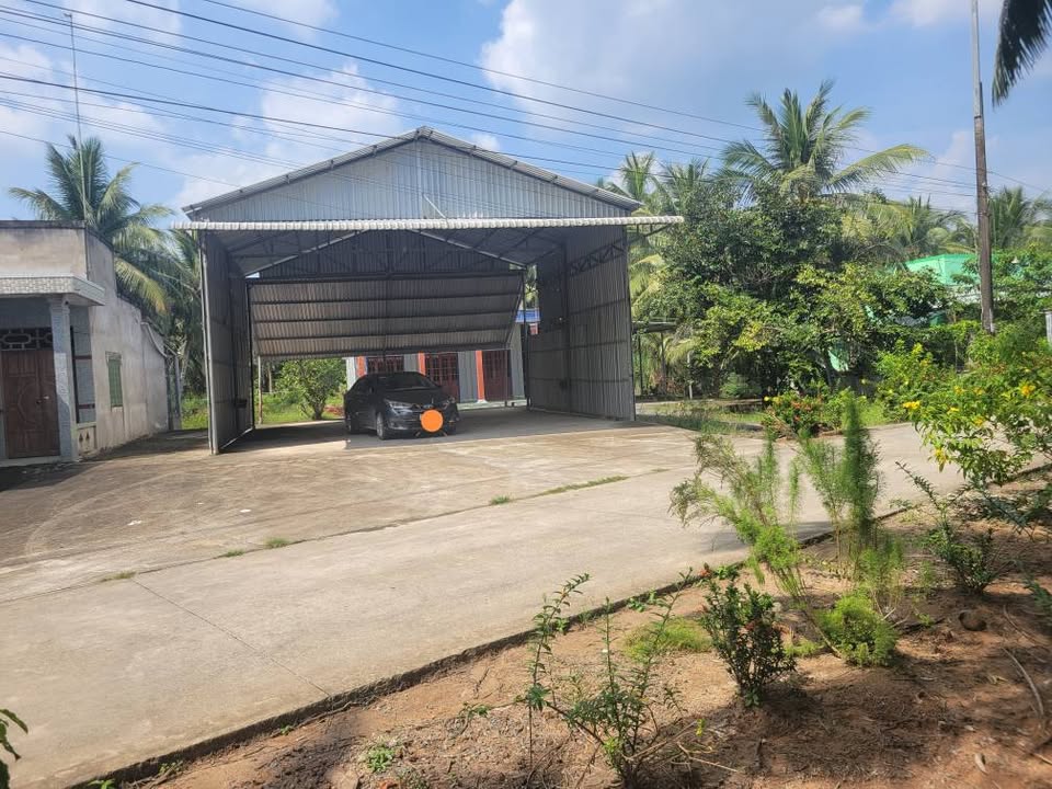 Đất vườn dừa Mỏ Cày Nam 1760m² giá 2.6 tỷ - Cơ hội đầu tư hấp dẫn!