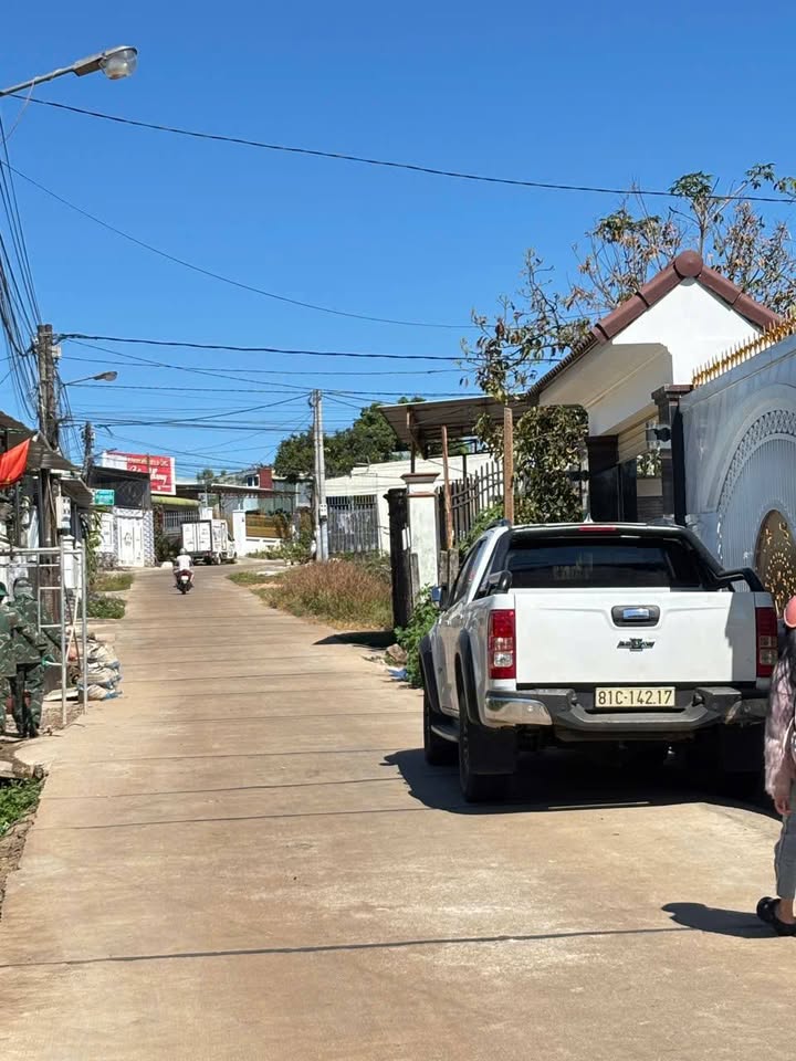 FrontHouse Hẻm 02 Trường Sơn, Pleiku 125m² - Kinh doanh sầm uất, giá chỉ 1.7 tỷ!