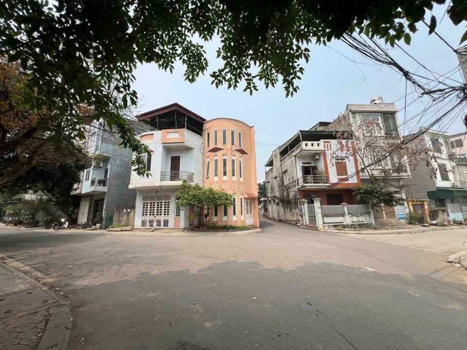 Đất nền Tiên Cát, Việt Trì 60m² giá 2.6 tỷ - Vị trí trung tâm, thuận tiện đi lại!