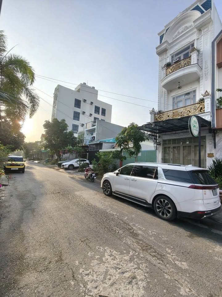 Đất nền An Khánh Ninh Kiều 90m² giá 3.999 tỷ - Sổ hồng chính chủ, vị trí thuận lợi!