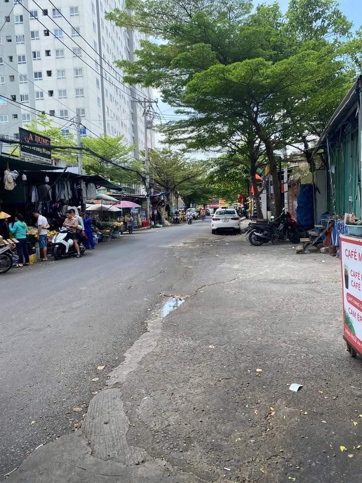 Nhà bán đường Minh Phụng, Tân Thới Nhất, 372m² - Vị trí kinh doanh lý tưởng!