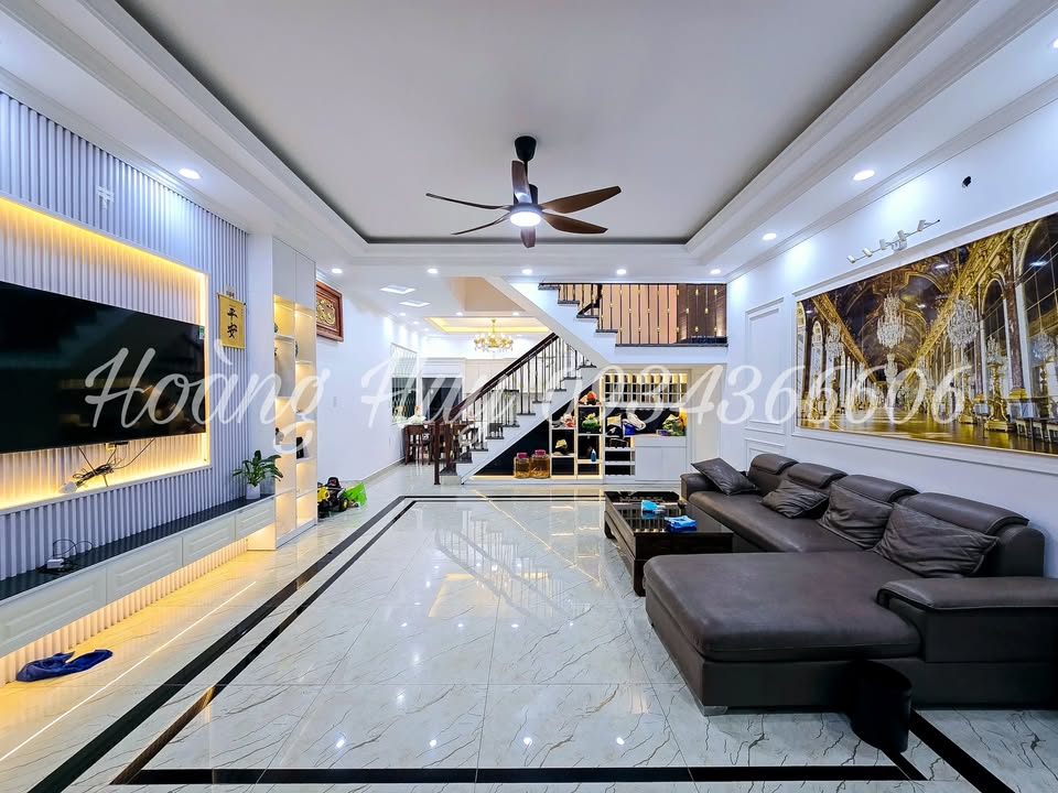 Nhà đẹp 4 tầng Thiên Lôi - 76m² giá 6.68 tỷ - Ô tô đỗ cửa ngày đêm!