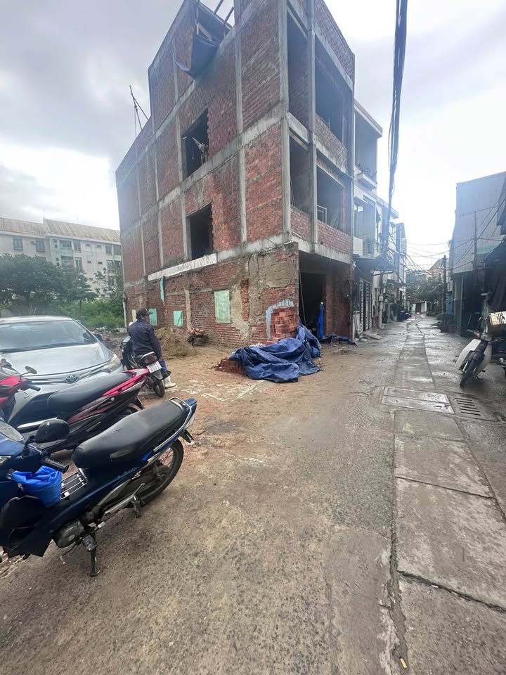 Đất kiệt ô tô Hồ Thấu, Sơn Trà 167m² giá 12.5 tỷ - Vị trí đắc địa cho đầu tư!