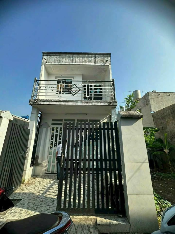 Nhà bán hẻm Cầu Trào Trảo, Phường Long Thạnh Mỹ, Quận 9 - Giá 1,5 tỷ, Sổ chung