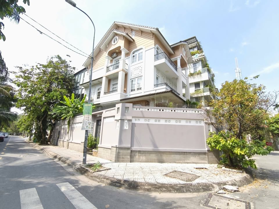 Nhà 2 mặt tiền đường 34 KDC An Khánh, Thủ Đức - Diện tích 275m², Giá 85 tỷ thương lượng