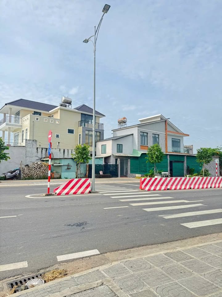 Đất mặt tiền Tỉnh Lộ 44B, Tam Phước, Long Điền, 125m², Giá 2.19 tỷ - Đầu tư sinh lời ngay!