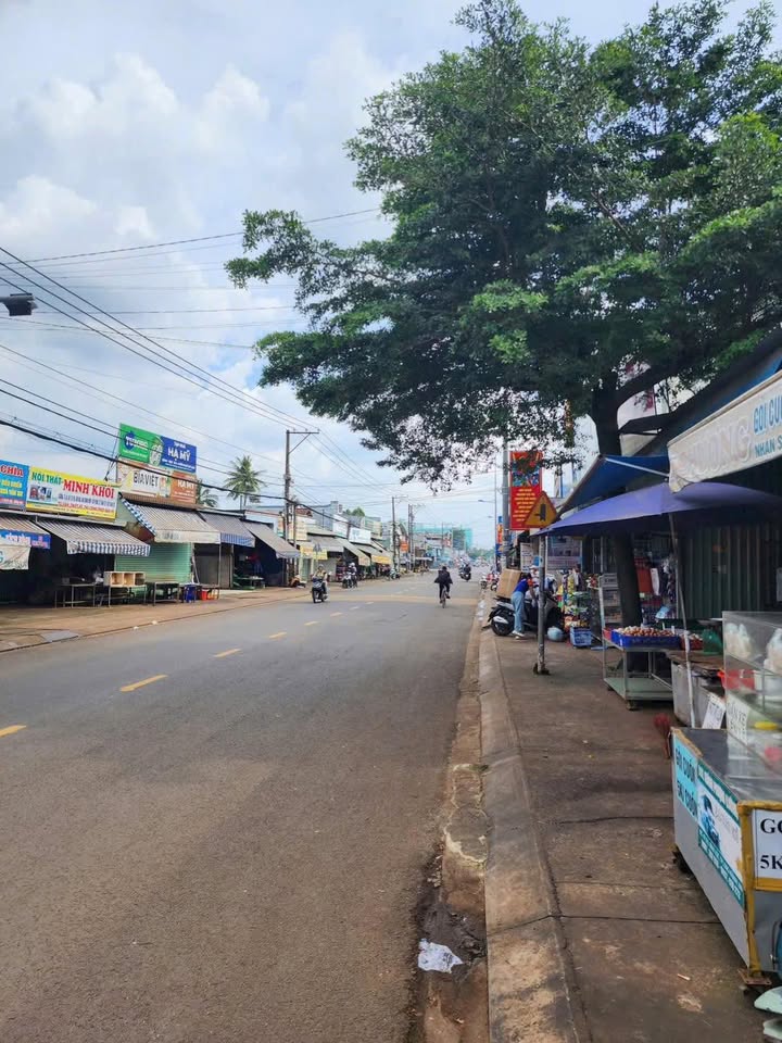 Đất mặt tiền đường Lê A, phường Bình Lộc, 220m² giá 999 triệu - Cơ hội đầu tư hiếm có!