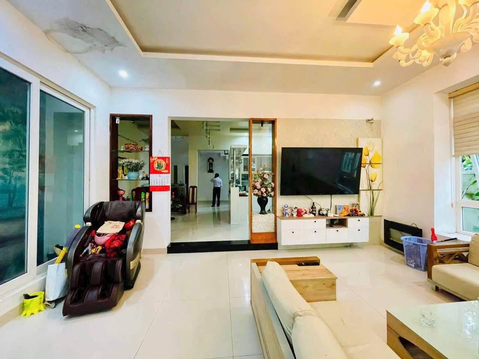 Nhà 3 tầng Vỹ Dạ 224m² giá thỏa thuận - Đầu tư sinh lời hấp dẫn!