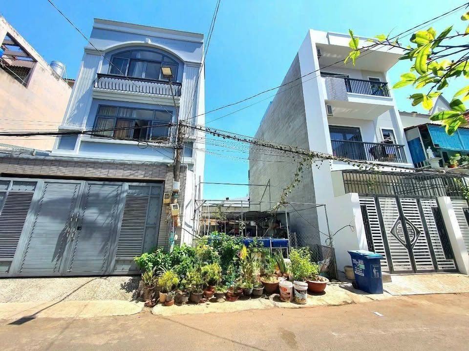 Đất hẻm Làng Tăng Phú A, Quận 9, Diện tích 100m², Giá 6.7 tỷ - Cơ hội đầu tư tuyệt vời!