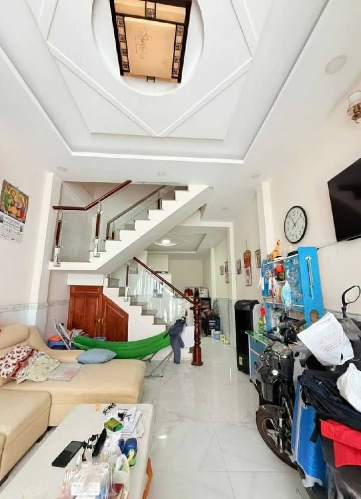 Nhà 2 tầng đường Nguyễn Thị Thập, 60m² giá 7 tỷ - Tiện ích đầy đủ, sổ hồng chính chủ!