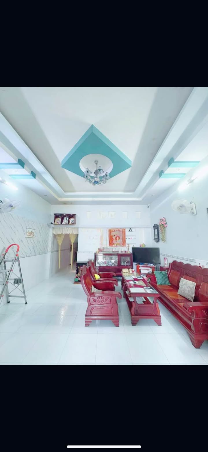 Nhà 2 mặt tiền đường Nguyễn Đình Chiểu, Cà Mau 250m² giá 5.7 tỷ - Đang kinh doanh phòng trọ thu nhập ổn định!