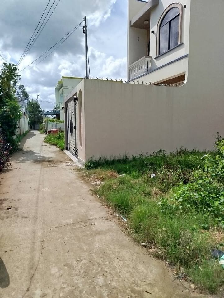 Đất nền mặt tiền đường Đồng Khởi, Trà Vinh 550m² - Giá chỉ 1.2 tỷ!