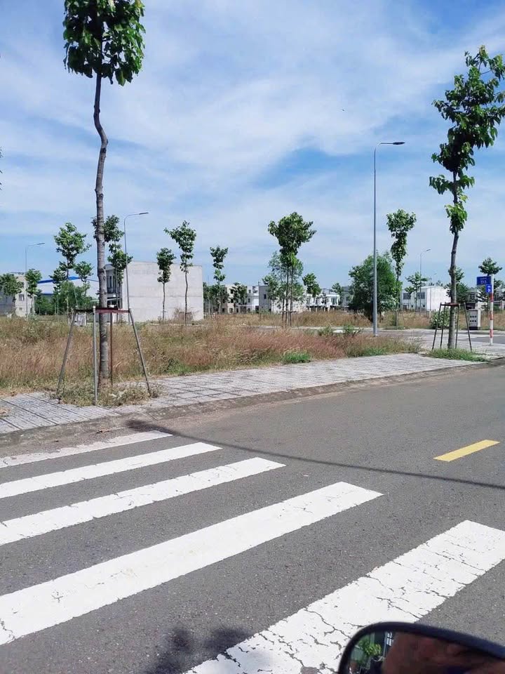 Đất nền Tân Uyên Bình Dương 99m² giá 1.6 tỷ - Đầu tư sinh lời ngay!