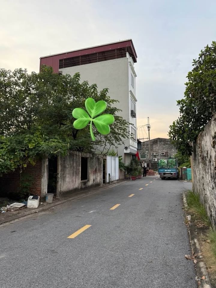 Đất Đặng Xá Gia Lâm 92m² - Mặt tiền siêu hiếm, giao dịch ngay!