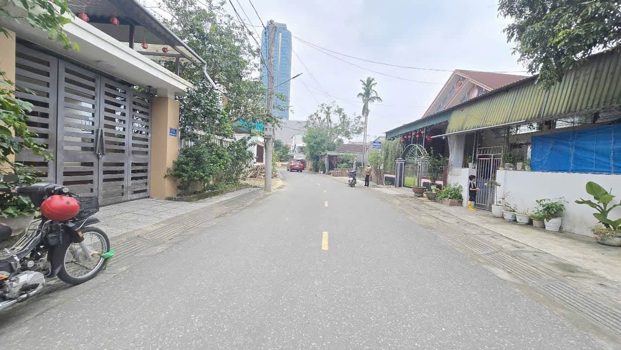 Đất nền dự án tại TDP 1 Hà Huy Tập, 173.2m² giá 6.8 tỷ - Vị trí trung tâm đắc địa!