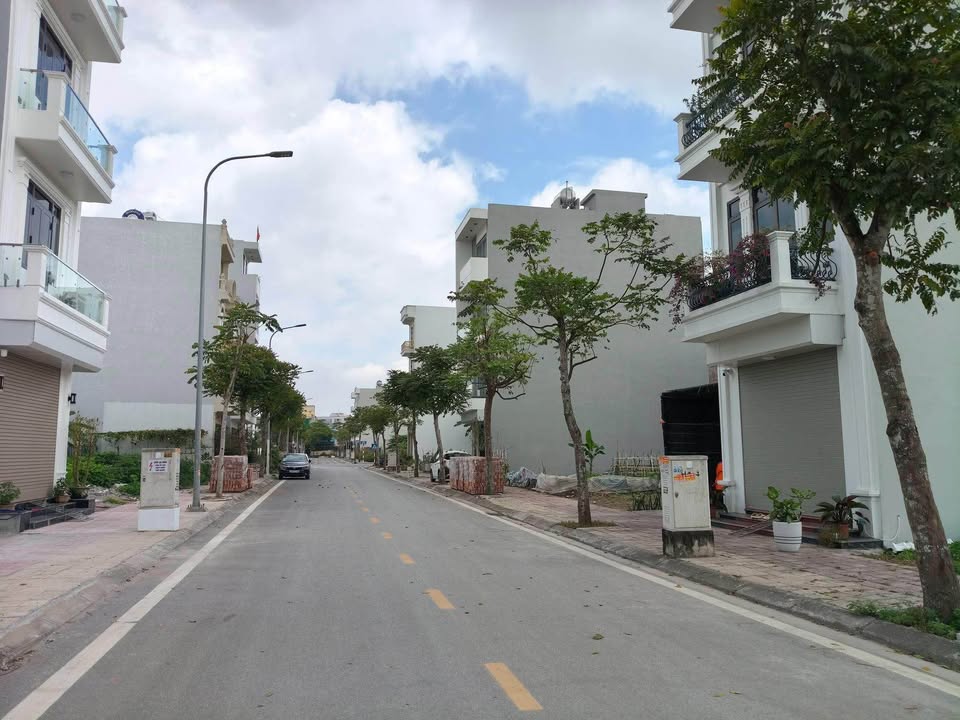 Đất nền KĐT Vũ Phúc Thái Bình 63m² giá chỉ 2 tỷ - Sổ đỏ chính chủ!