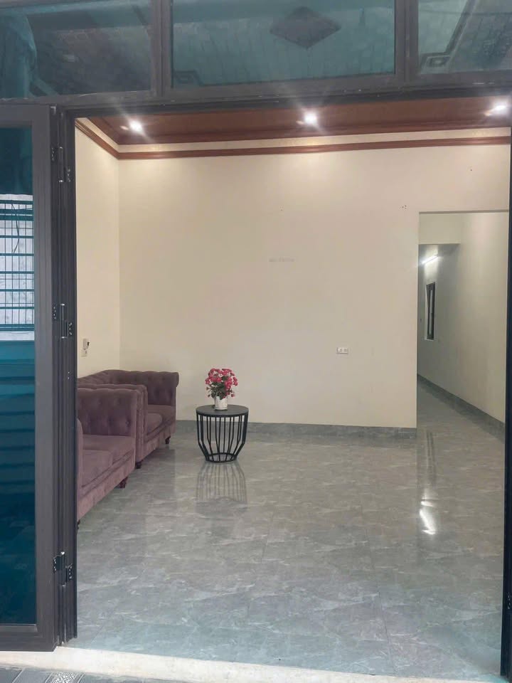 Nhà riêng Cẩm Chế Thanh Hà 61m² giá 800 triệu - Nhà còn mới nguyên!