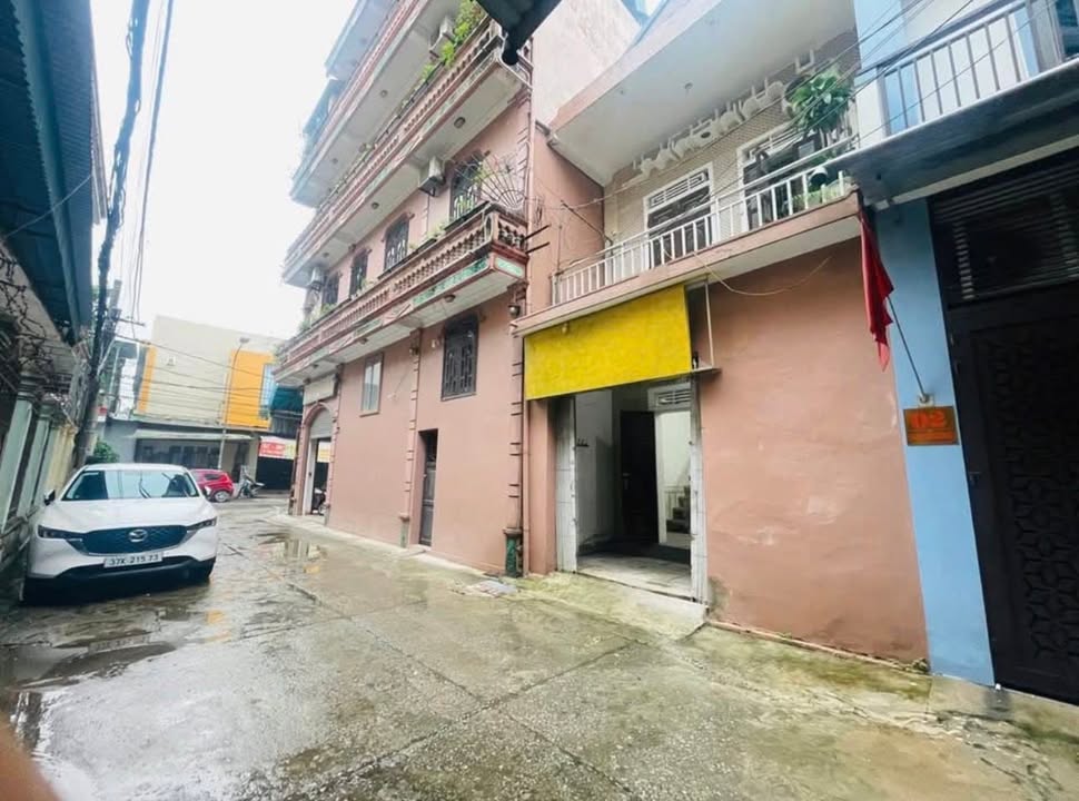 Nhà 2 tầng Hồ Xuân Hương, TP Vinh 43.5m² giá 3 tỷ - Kinh doanh lý tưởng!