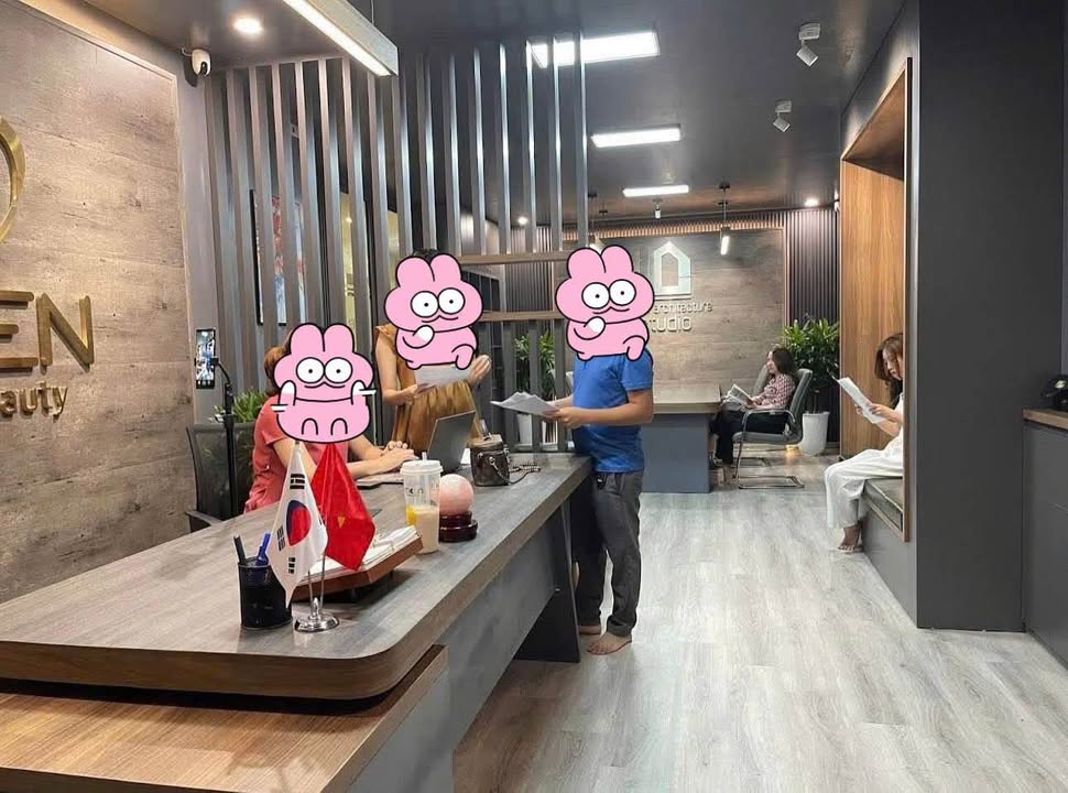 Văn phòng cho thuê tầng 4 đường Lê Hoàn 60m² giá 6 triệu - Phù hợp làm studio