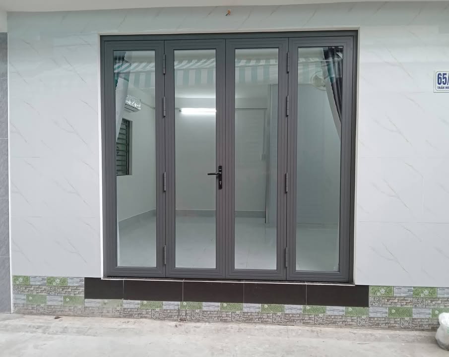 Phòng cho thuê tại hẻm Trần Hưng Đạo, Ninh Kiều, Cần Thơ - Giá chỉ 3.5 triệu/tháng, phù hợp kinh doanh!