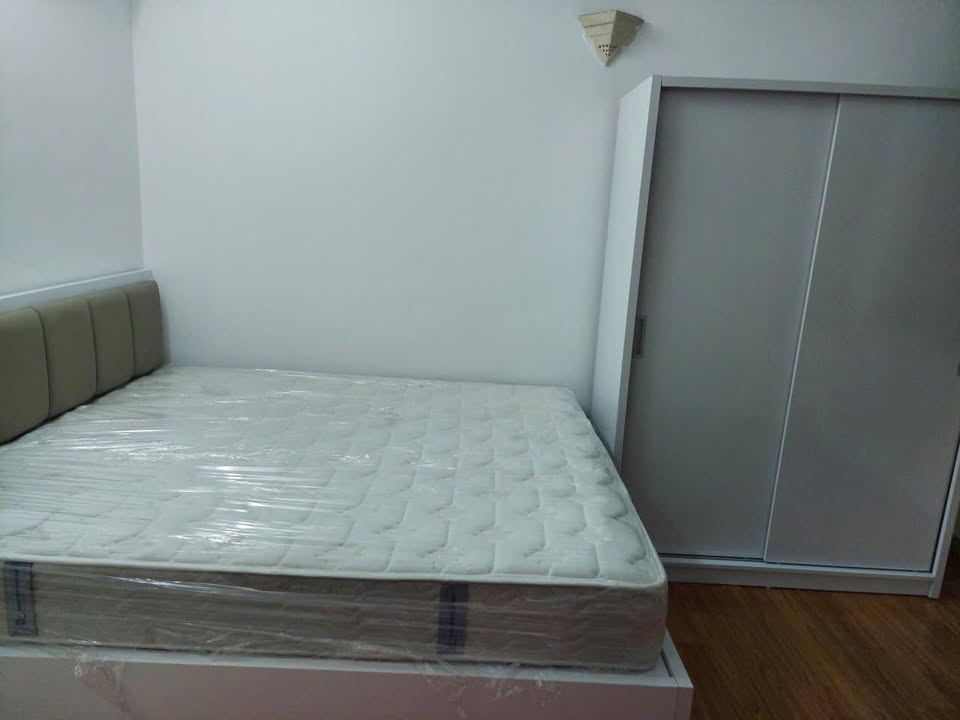 Căn hộ cho thuê CC 17T7 Trung Hòa - Cầu Giấy 120m² giá 18 triệu - Sẵn sàng vào ở ngay!