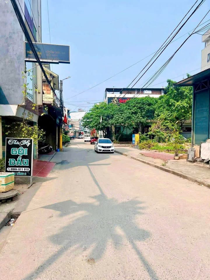 FrontHouse Nguyễn Du 69m² giá 3 tỷ - Kinh doanh sầm uất, đầy tiềm năng!