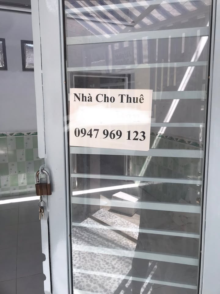 Nhà trống cho thuê tại hẻm 11, quận Ninh Kiều, 60m² - An ninh, sạch sẽ, ô tô vào tận cửa!