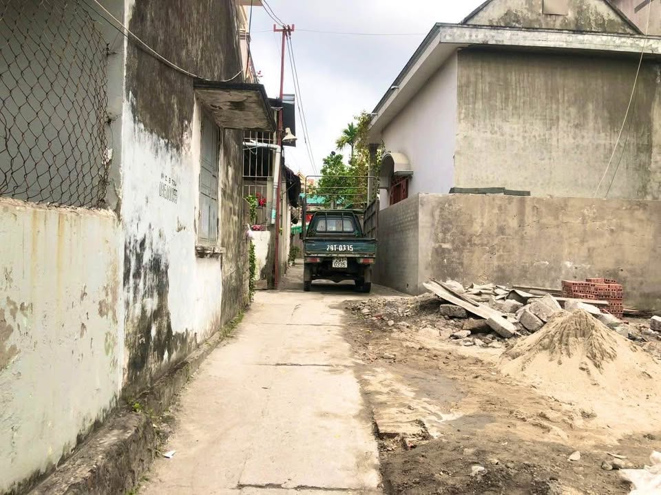 Đất nền phường Hà Tu Hạ Long 50m² - Vị trí đắc địa, tiện lợi!