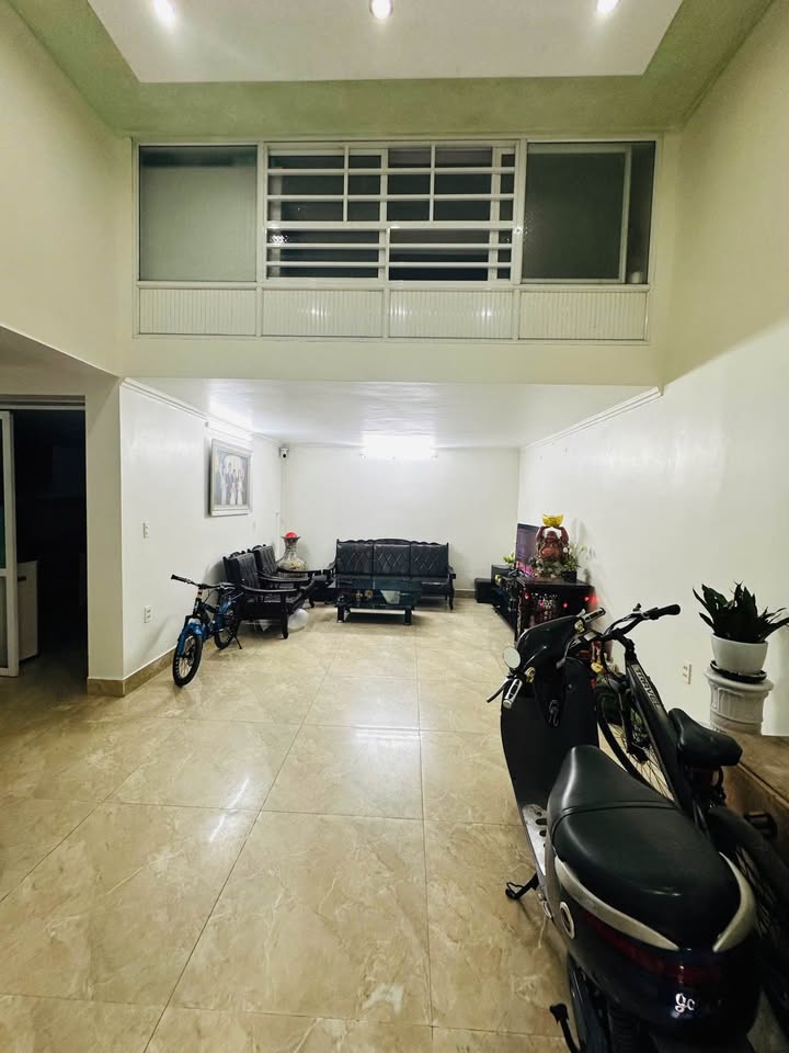 Nhà mặt đường Phạm Hữu Điều, Hải Phòng 54m² giá 7.5 tỷ - Lô góc, kinh doanh thuận lợi!