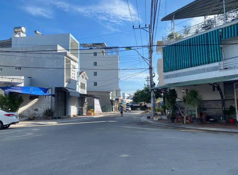 Đất nền lô góc Vĩnh Trường Nha Trang 59.5m² giá 5 tỷ - Đầu tư sinh lời cao!