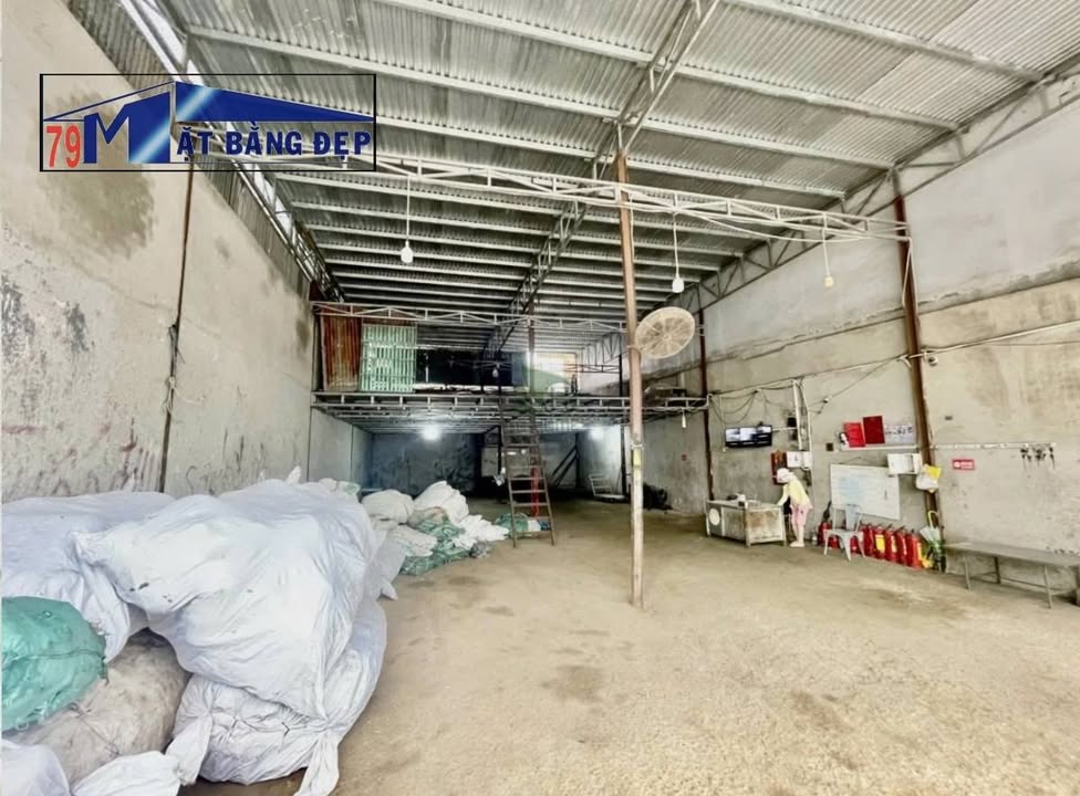 Cho thuê mặt bằng mặt tiền Thích Quảng Đức, Nha Trang - 300m², giá chỉ 65 triệu/tháng!