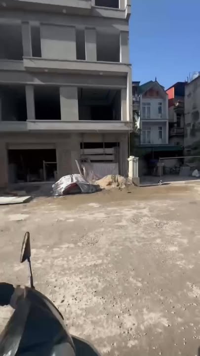 Đất kinh doanh Phúc Lợi 45m² giá 13 tỷ - Vị trí đắc địa, tiềm năng sinh lời cao!