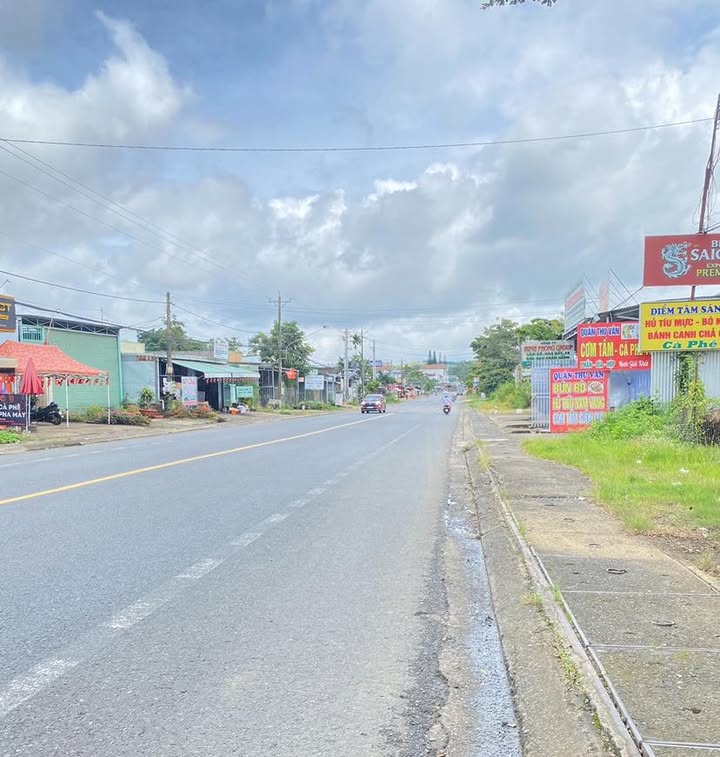 Nhà mặt tiền Quốc lộ 20, Bảo Lộc 315m² giá 2.7 tỷ - Kinh doanh sầm uất!