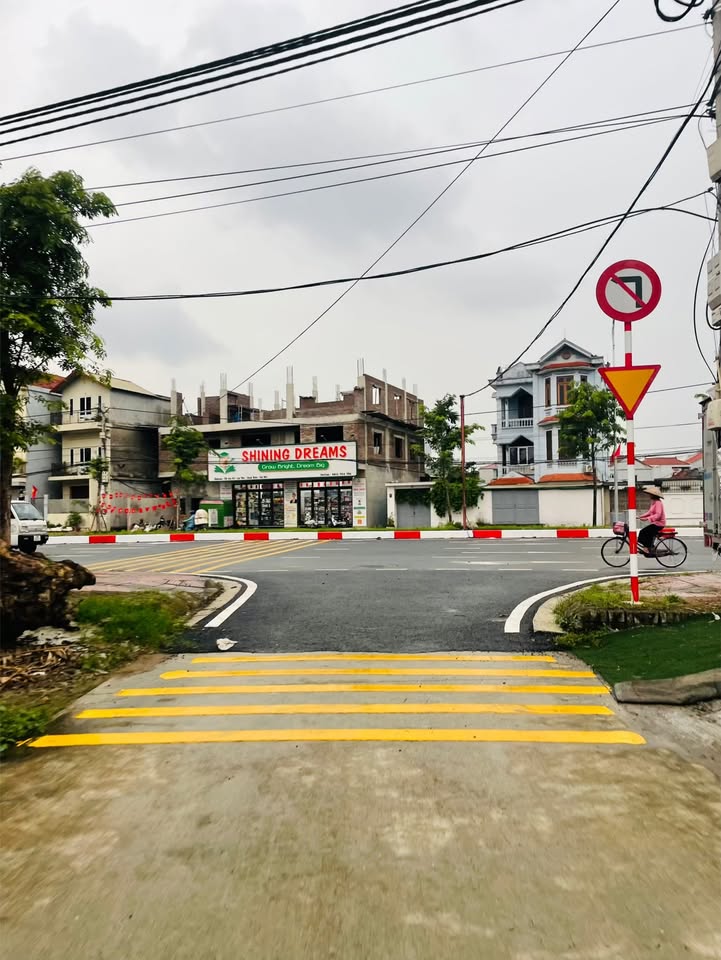 Đất nền 72m² Lại Yên, Hoài Đức - Sổ hồng chính chủ, giá chỉ 10 tỷ!