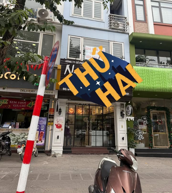 Cửa hàng cho thuê tại Phủ Doãn, Hoàn Kiếm 30m² - Mặt tiền 3m, lối đi riêng