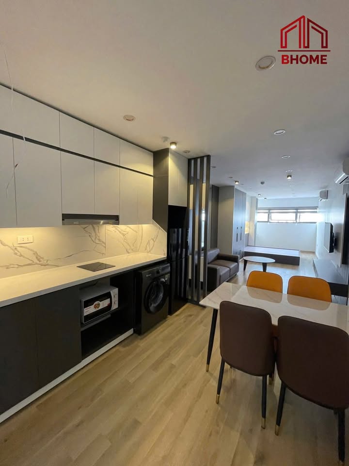 Phòng cho thuê mặt phố Giảng Võ, Ba Đình - Nội thất cao cấp, giá thỏa thuận