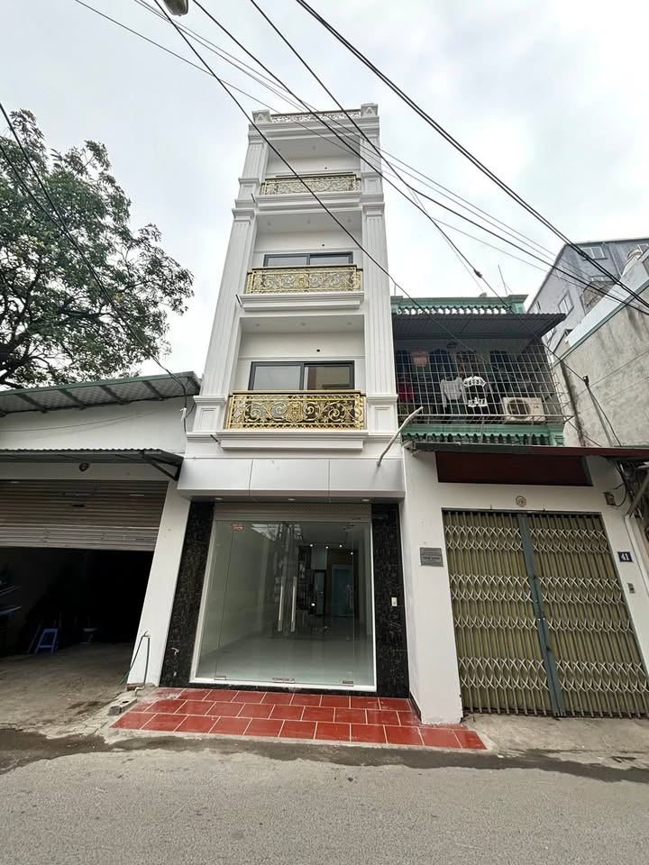 Nhà phố Dương Nội 52m² giá 10 tỷ - Kinh doanh sầm uất, có thang máy!